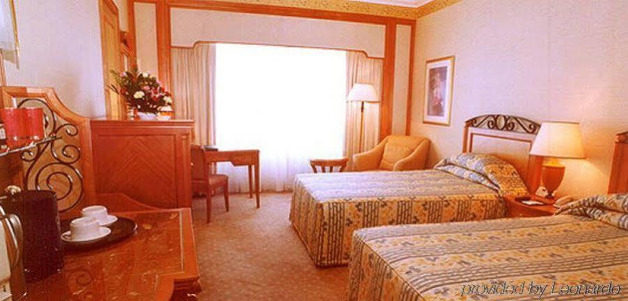 Regency Hotel Shantou Bagian luar foto